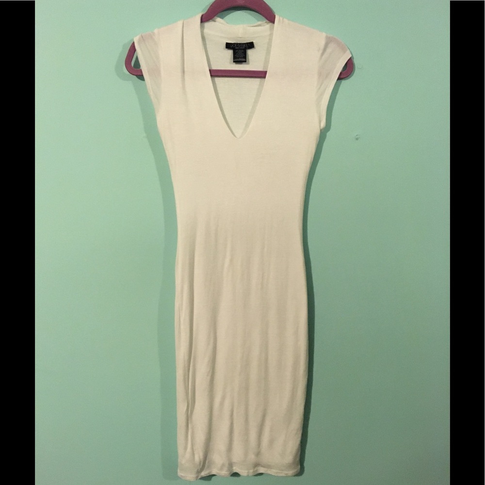 White bodycon dress